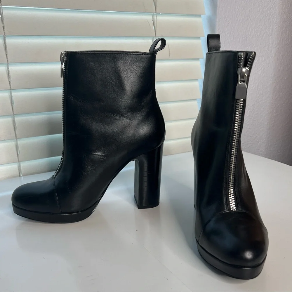 Zara Trafaluc Black Ankle Booties Leather High Ankle Front Zipper Sz 36 - 5 1/2